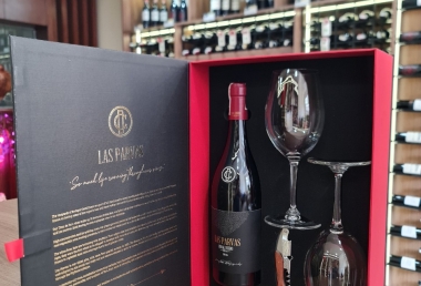 Quà tặng rượu vang cao cấp từ Tây Ban Nha – Lựa chọn hoàn hảo cho những dịp đặc biệt